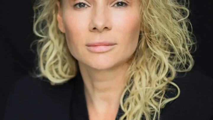 Sonia Bohosiewicz Biography: Children, Age, Height, Net Worth, Husband, Parents, Movies & TV Shows, Siblings