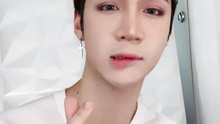 Edward Avila  Biography: YouTube, Net Worth, Height, Age, Ethnicity, Makeup Tutorials, Parents, Religion