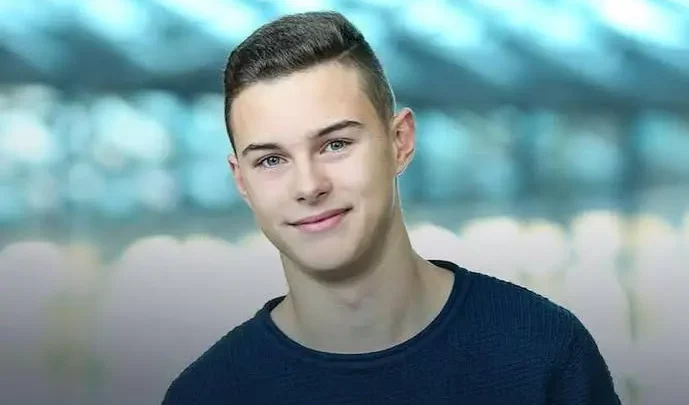 Adam Zdrojkowski Biography: Age, Brother, Height, Net Worth, Parents, Movies & TV Shows