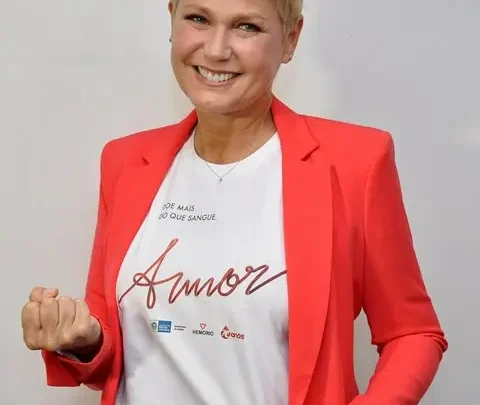 Xuxa Biography: Model, Songs, TV Shows, Net Worth, Height, Spouse, Age, Children, Facebook, Parents