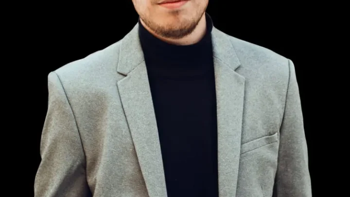 Franco Pisso Biography: Wife, YouTube, Ethnicity, Net Worth, Age, Awards, Books