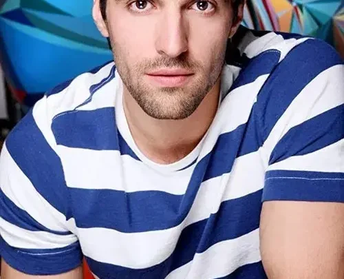 Osvaldo de León Biography: Children, Age, Net Worth, Height, Parents, Wife, Movies, Career