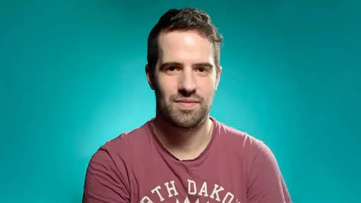 Martín Cirio Biography: Awards, Net Worth, Wife, Movies, Age, YouTube, Ethnicity