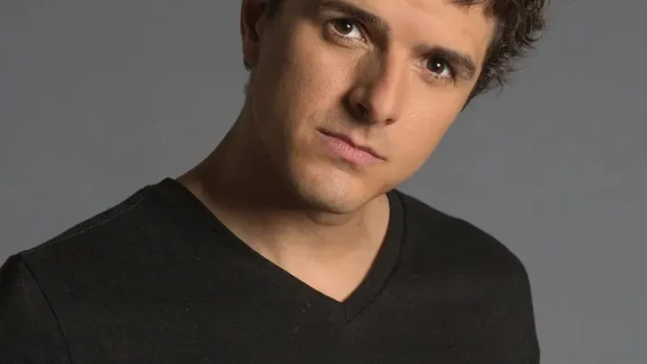 Nicolás Galindo Biography: Awards, Wife, Ethnicity, Net Worth, Age, Height, Parents, Movies