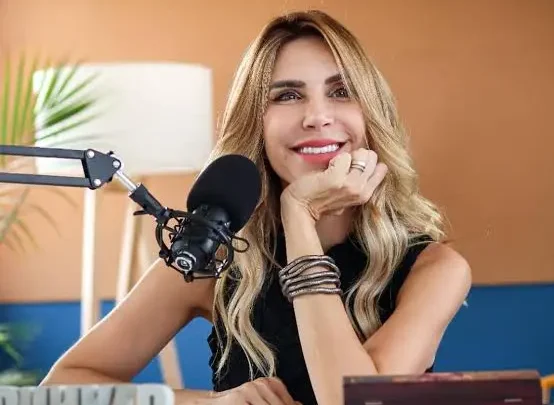 Juliana Oxenford Biography: Siblings, Height, Parents, Age, Children, Net Worth, Relationship