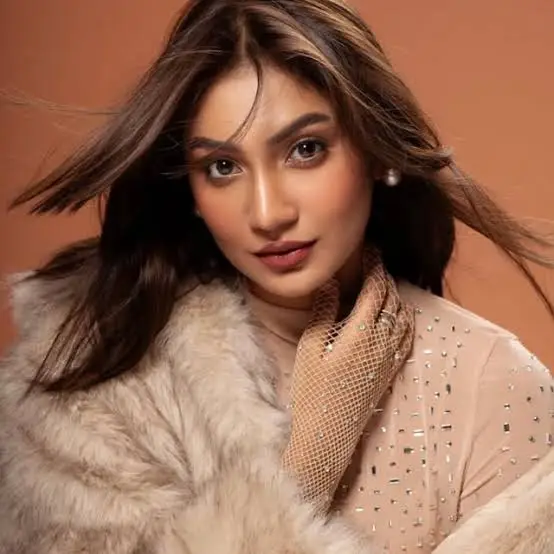 Sunerah Binte Kamal Bio: Movies, Awards, Net Worth, Age, Height, Ethnicity, Parents, Religion, Instagram