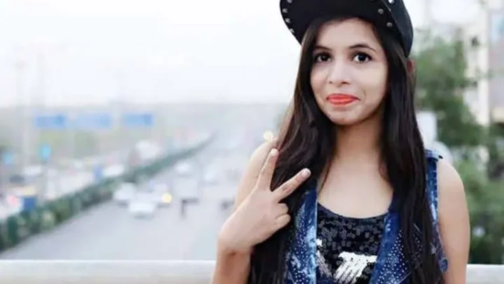 Dhinchak Pooja Biography: Ethnicity, Parents, Net Worth, YouTube, Awards, Age, Songs
