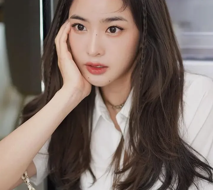 Lapassalan Jiravechsoontornkul Bio: Boyfriend, Net Worth, Age, Height, Ethnicity, Parents, Instagram, Movies