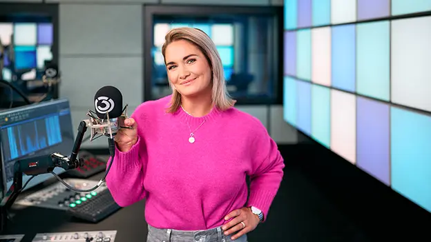 Gabi Hiller Biography: Husband, Tv Shows, Awards, Net Worth, Age, Ethnicity, Instagram