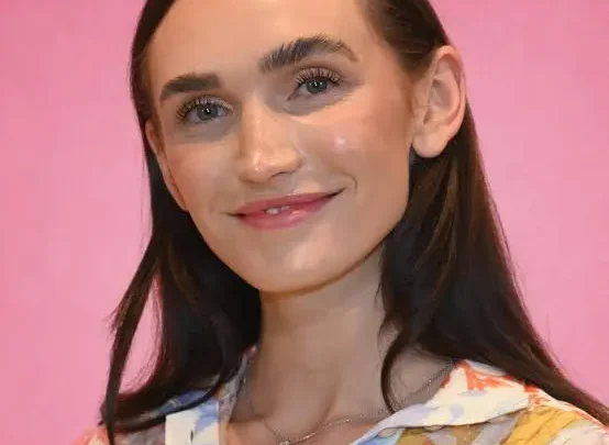 Anna Adamyan Bio: TikTok, Age, Ethnicity, Net Worth, YouTube, Boyfriend, Instagram, Parents