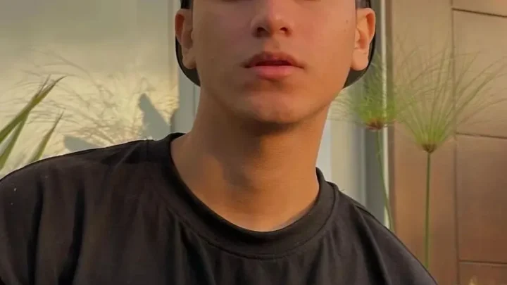 Cristorata Biography: Net Worth, Age, Birthplace, Career, Parents, Girlfriend, Content, Instagram