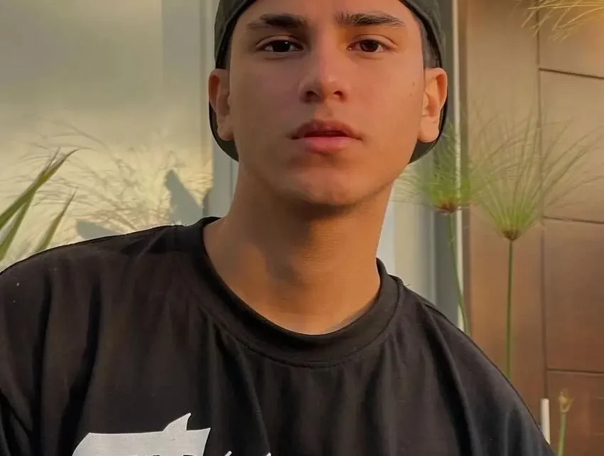 Cristorata Biography: Net Worth, Age, Birthplace, Career, Parents, Girlfriend, Content, Instagram