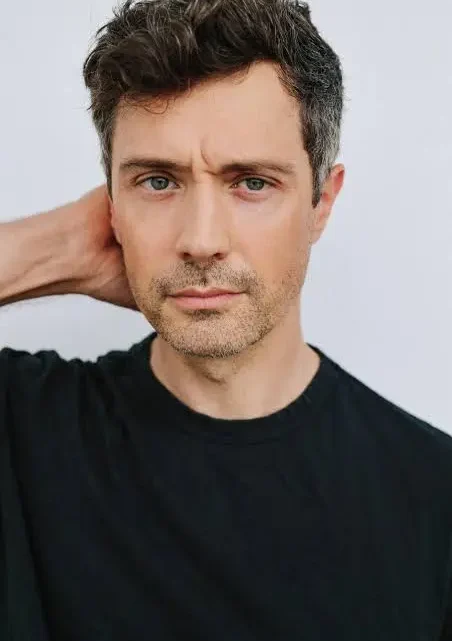 Christian Coulson Biography: Net Worth, Wife, Age,  Height, Movies & TV Shows, Parents, Instagram