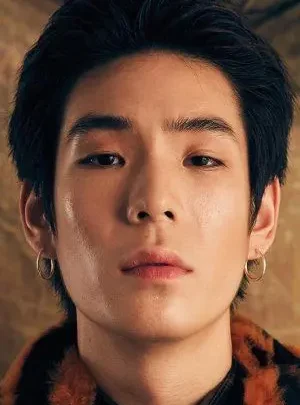 Kritsanapoom Pibulsonggram Bio: Girlfriend, Height, QOW, Net Worth, Age, Parents, Songs, Ethnicity, Movies