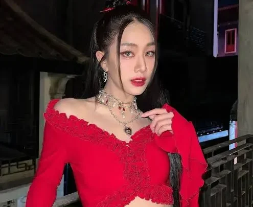 Atitaya Tribudarak Biography: Boyfriend, Net Worth, Ethnicity, Dance Group, Parents, Instagram, Songs, Age