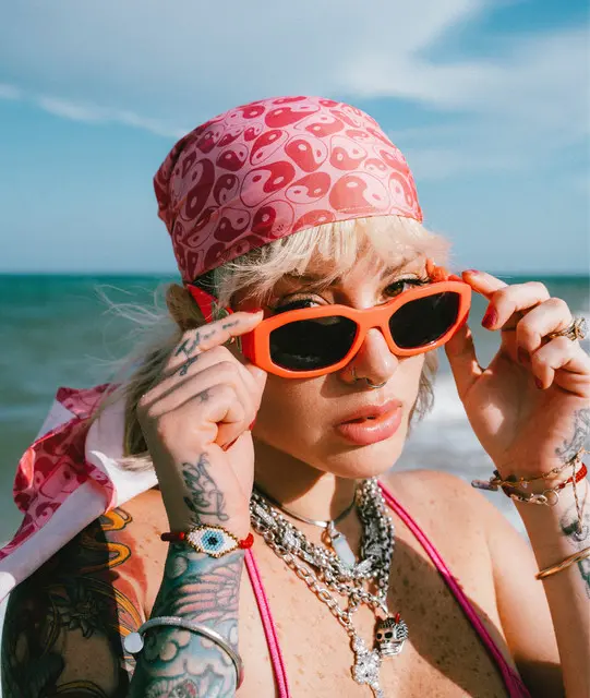 Leslie Shaw Biography: Height, Parents, Age, Net Worth, Husband, Songs, Albums, Movies