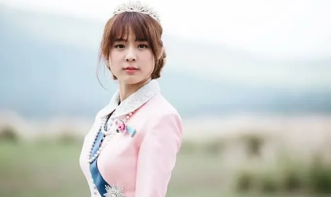 Ungsumalynn Sirapatsakmetha Bio: Children, Net Worth, Awards, Movies, Husband, Height, Ethnicity