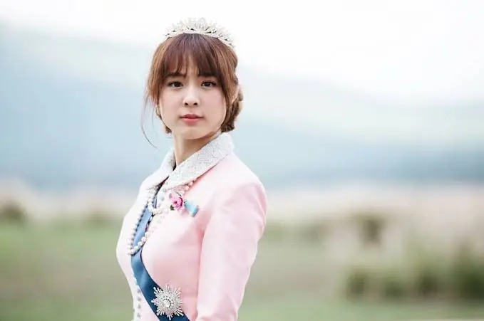 Ungsumalynn Sirapatsakmetha Bio: Children, Net Worth, Awards, Movies, Husband, Height, Ethnicity