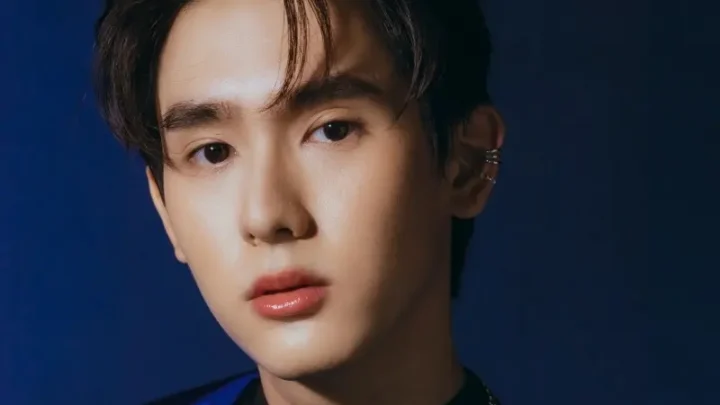 Kasidet Plookphol Biography: Girlfriend, Movies, Net Worth, Siblings, Age, Height, Parents, Songs