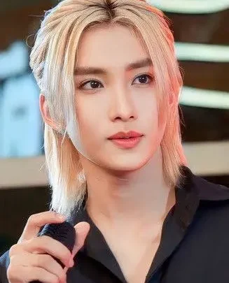 Nuttarat Tangwai Biography: Ethnicity, Parents, Age, Height, Instagram, Religion, Movies, Net Worth, Songs