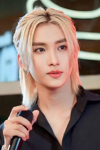 Nuttarat Tangwai Biography: Ethnicity, Parents, Age, Height, Instagram, Religion, Movies, Net Worth, Songs