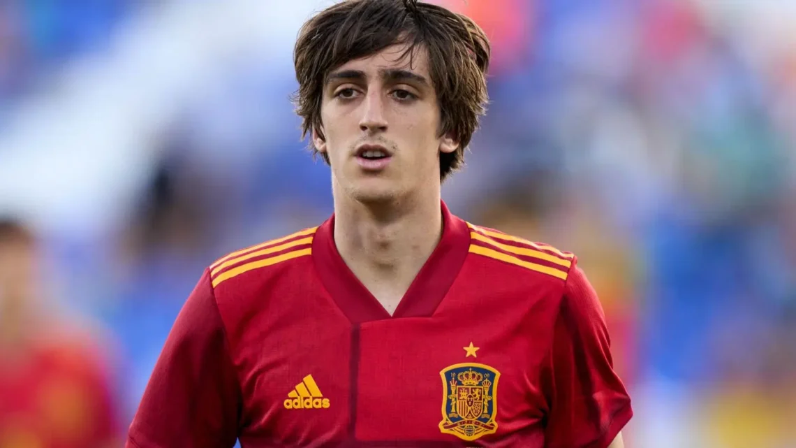 Bryan Gil Biography: Height, Age, Net Worth, Career, Girlfriend, Parents, Siblings, Clubs, Stats