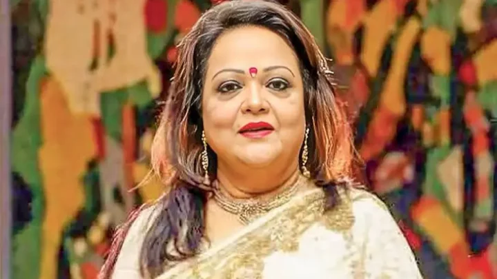 Sabina Yasmin Biography: Husband, Ethnicity, Albums, Net Worth, Awards, Age, Children, Songs