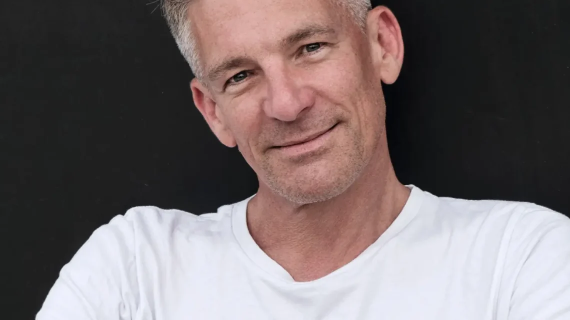 Andi Knoll Biography: Wife, Ethnicity, Radio Shows, Net Worth, Awards, Age, Parents