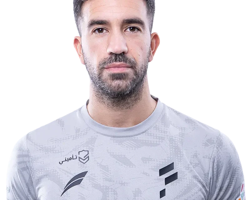 Fernando Pacheco Biography: Age, Height, Net Worth, Career, Wife, Parents, Position, Clubs