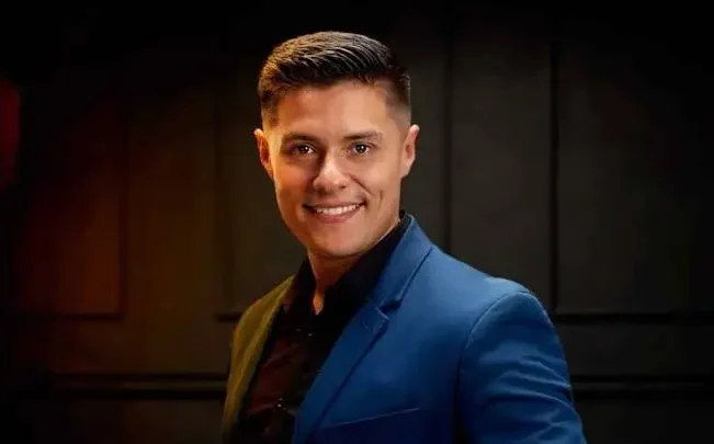 Pablo Cartin Morales Biography: Violinist, Age, Net Worth, Wife, Career, Height, Songs, Albums