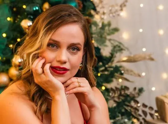 Sofía Chaverri Biography: Age, Career, Net Worth, Height, Academy, Movies, TV Shows, Instagram, Husband