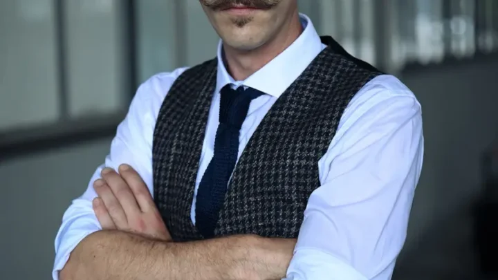 Pascal Holzer Biography: Movies & TV Shows, Age, Wife, Height, Net Worth, Children, Parents, Siblings, Ethnicity