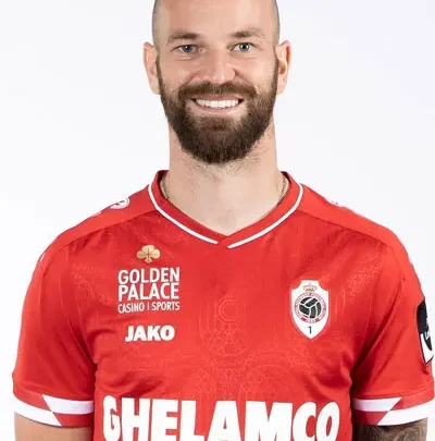 Dorian Dessoleil Biography: Contracts, Age, Height, Ethnicity, Transfers, Net Worth, Current Club