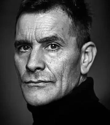 Koen De Bouw Biography: Awards, Ethnicity, Wife, Movies, Age, Height, Parents