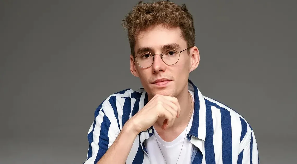 Lost Frequencies Biography: Songs, Age, Record Label, Ethnicity, Girlfriend, Height, Parents, Real Name