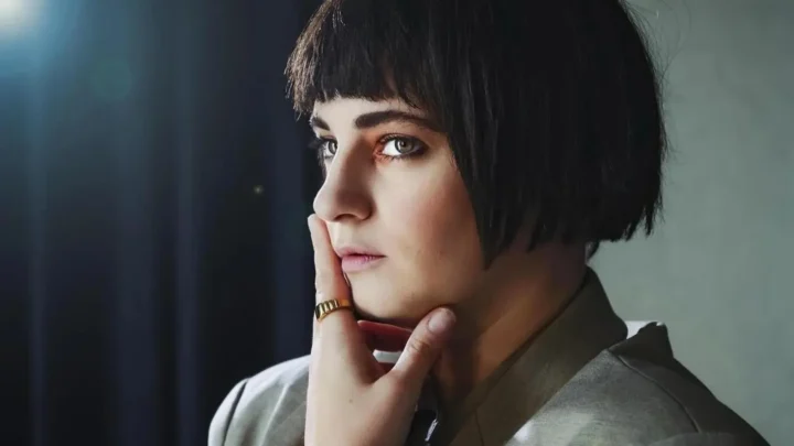 Noémie Wolfs Biography: Partner, Age, Songs, Height, Age, Ethnicity, Real Name, Albums, Parents