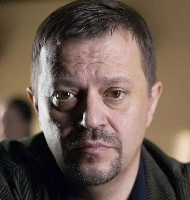 Emir Hadžihafizbegović Biography: Wife, Net Worth, Movies, Children, Ethnicity, Awards, Parents, Height