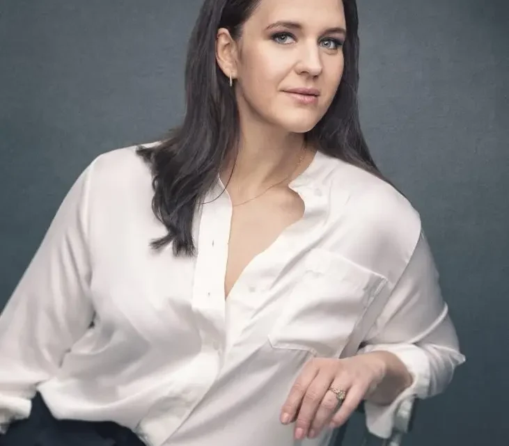 Lise Davidsen Biography: Dance, Age, Parents, Height, Fiancé, Children, Net Worth, Awards, Albums, Nationality