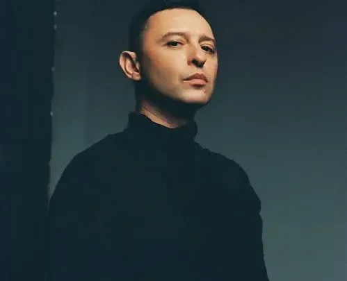 Roman Bilyk Biography: Wife, Age, Height, Net Worth, Career, Daughter, Songs, Movies