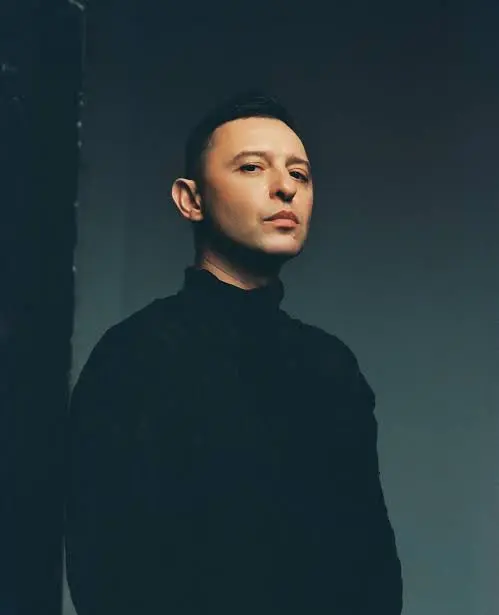 Roman Bilyk Biography: Wife, Age, Height, Net Worth, Career, Daughter, Songs, Movies