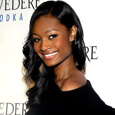 Dani Evans Biography: Instagram, Runway, Boyfriend, Age, Height, Ethnicity, Parents, Awards