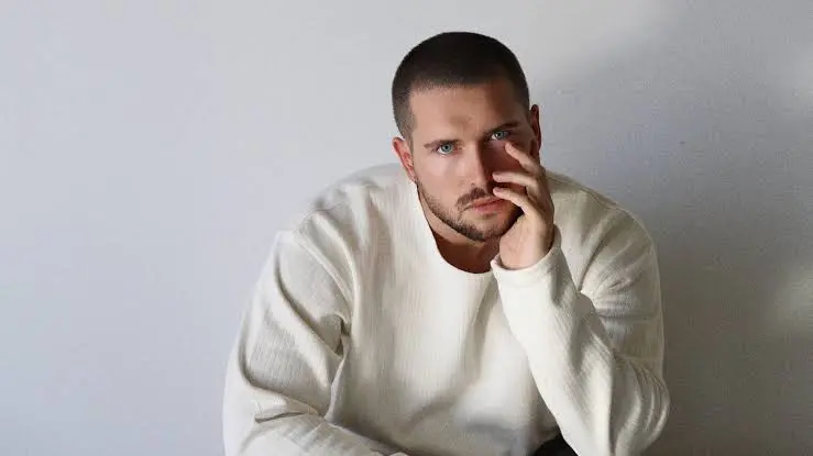 Denis Rekonvald Biography: Age, Career, Net Worth, Height, Parents, Songs, Wife, Instagram