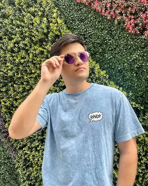 Filisgg Biography: Partner, Net Worth, Height, Age, YouTube, Instagram, Content Creation, Ethnicity