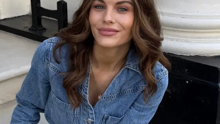 Emily Blackwell Bio: Age, Partner, Net Worth, Height, Daughter, Career, Business