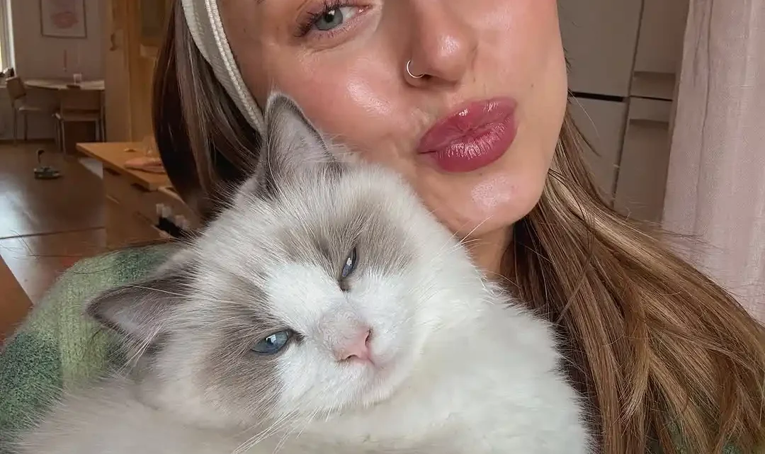 Amalie Olsen Biography: Age, YouTube, Net Worth, Parents, Siblings, Movies, Height, Partner, Nationality