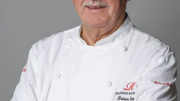 Brian Turner Biography: Books, Ethnicity, Wife, Tv Shows, Awards, Restaurant, Height, Children