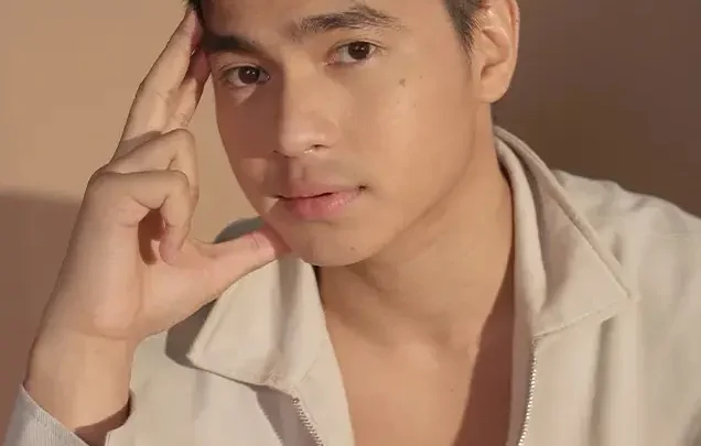 Elyson de Dios Biography: Movies, Age, Height, Ethnicity, Parents, Religion, Instagram, Net Worth