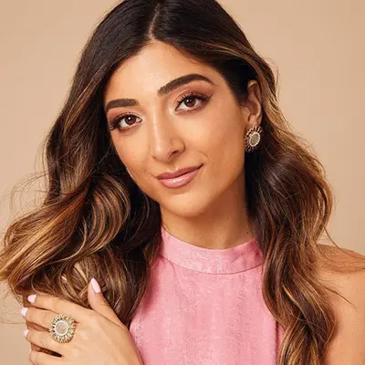 Amelia Liana Biography: Age, Parents, Net Worth, Height, Siblings, Career, Brand, Husband