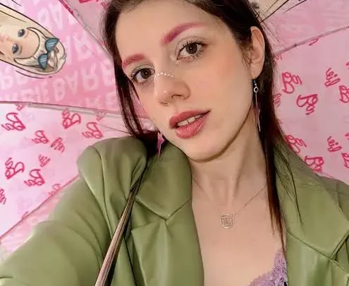 Sude Belkıs Bio: Age, Net Worth, Height, YouTube, Acting Roles, TikTok, Movies, Husband