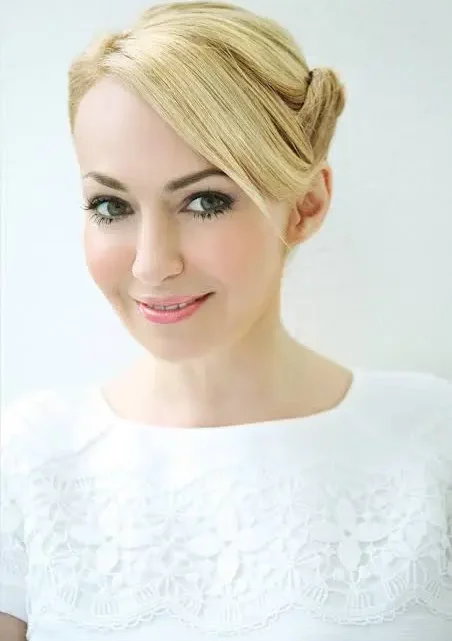 Yana Rudkovskaya Biography: Age, Net Worth, Height, Husband, Children, Parents, Dima Bilan